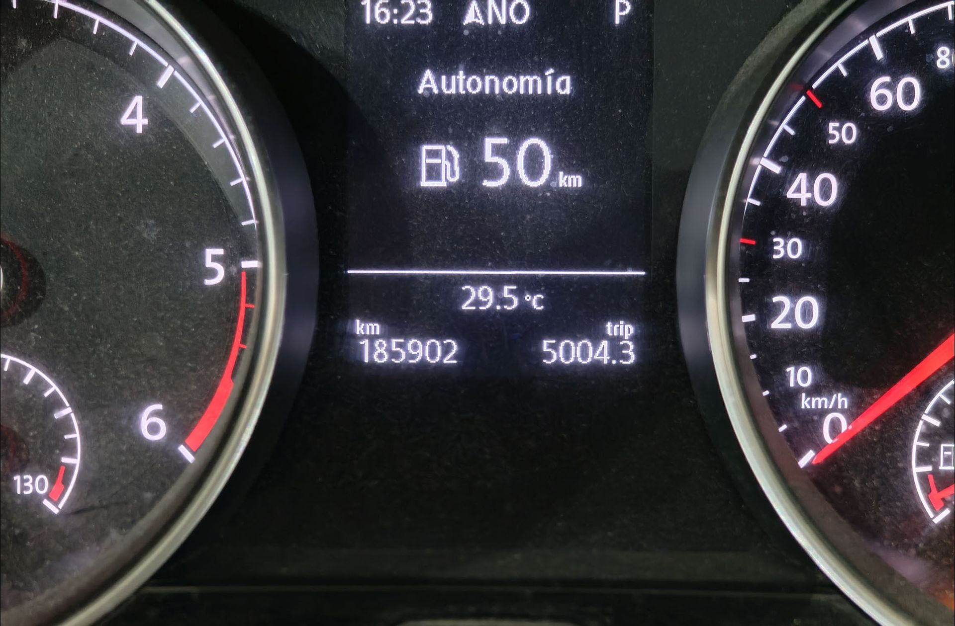 Volkswagen Touran Advance 2.0 TDI DSG 7 plazas - foto 11