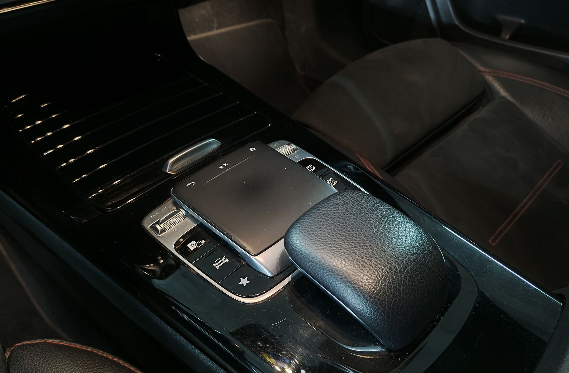 Mercedes-Benz Clase A 180 d Pack AMG - foto 30
