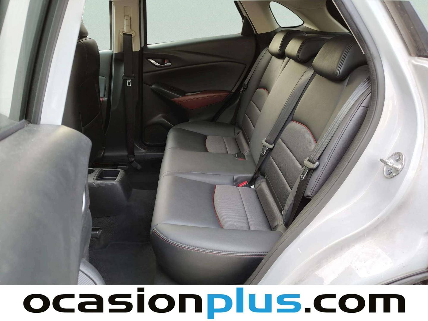 Foto asientos traseros Mazda CX-3 Mazda CX-3 2.0 SKYACTIV GE Luxury 2WD (120 CV)