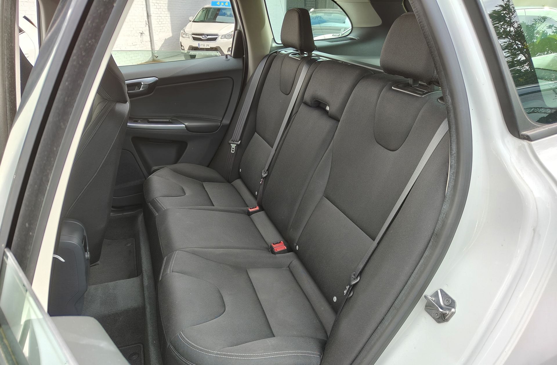 Volvo XC60 D3 Kinetic - foto 11