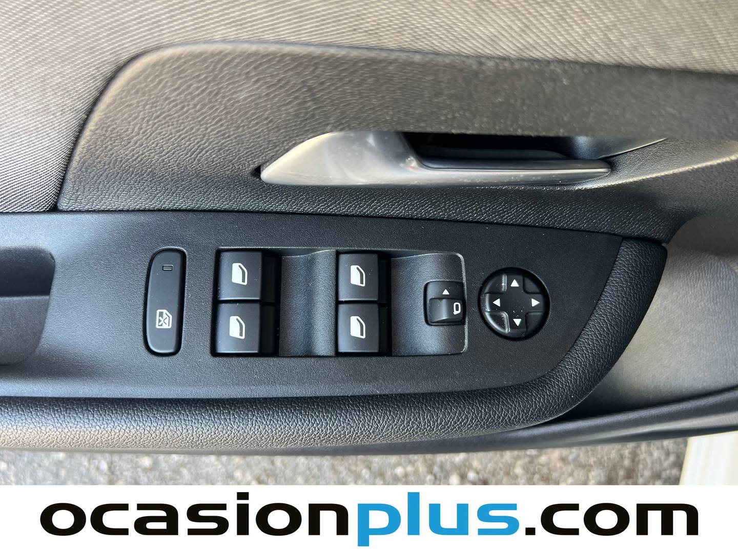 Foto Opel Mokka-e Opel Mokka-e BEV 50kWh Edition-e (136 CV)