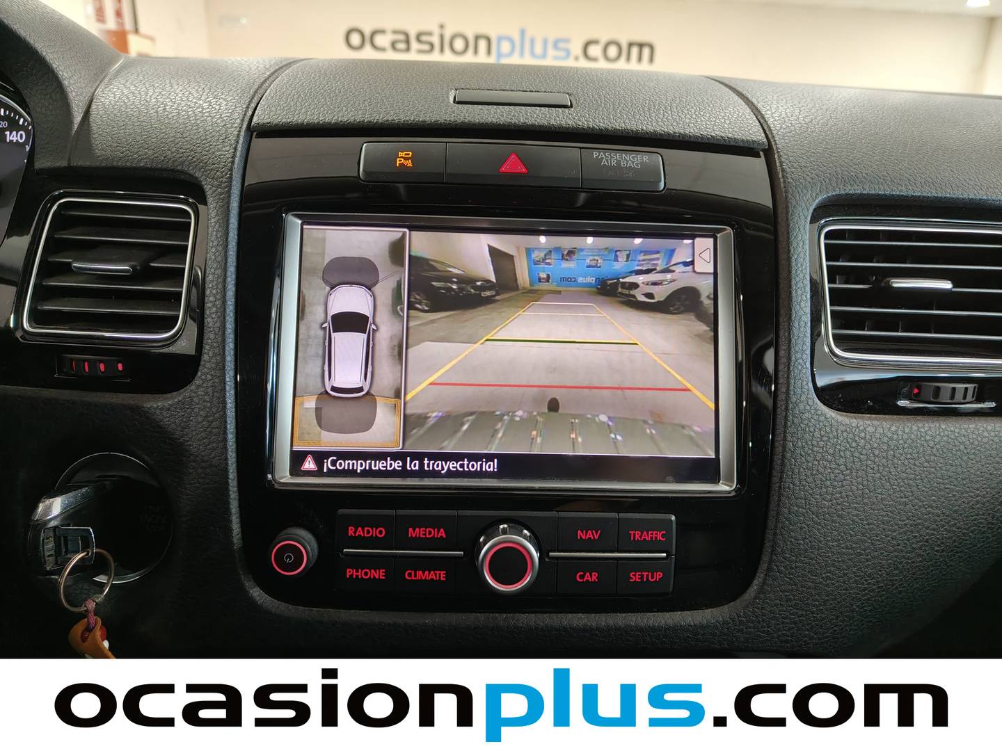 Foto Volkswagen Touareg Volkswagen Touareg R-Line 3.0 TDI V6 BMT (245 CV) Tiptronic