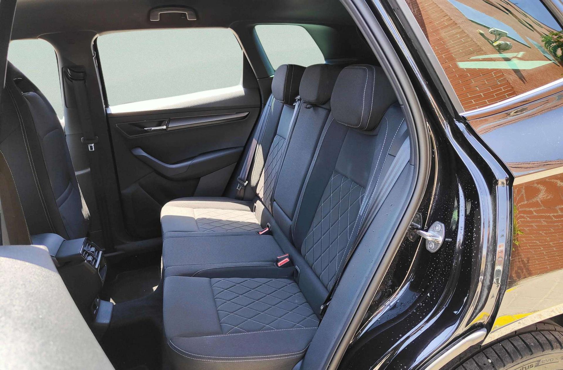 Škoda Karoq 1.5 TSI ACT Sportline DSG - foto 14