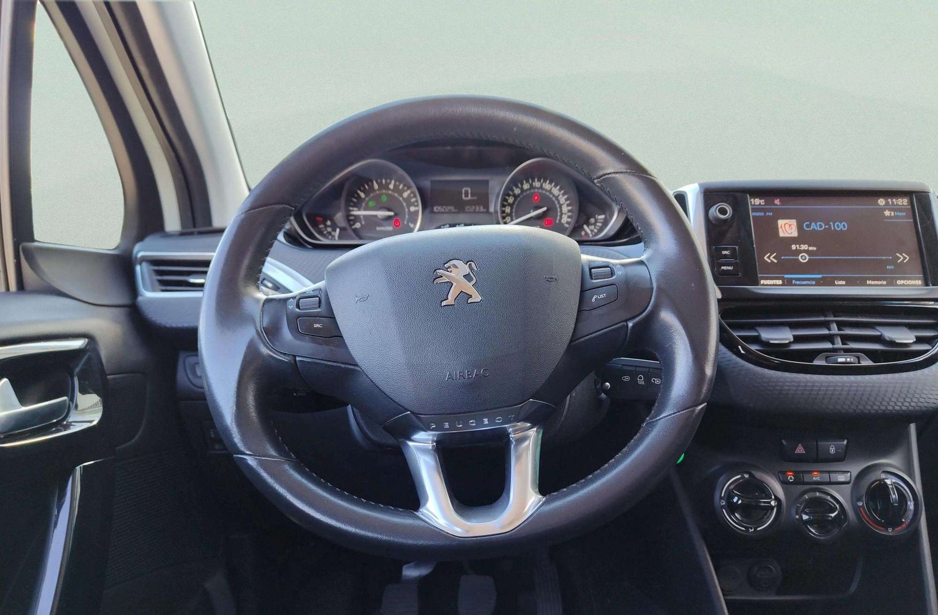 Peugeot 208 PureTech 82 Style - foto 24