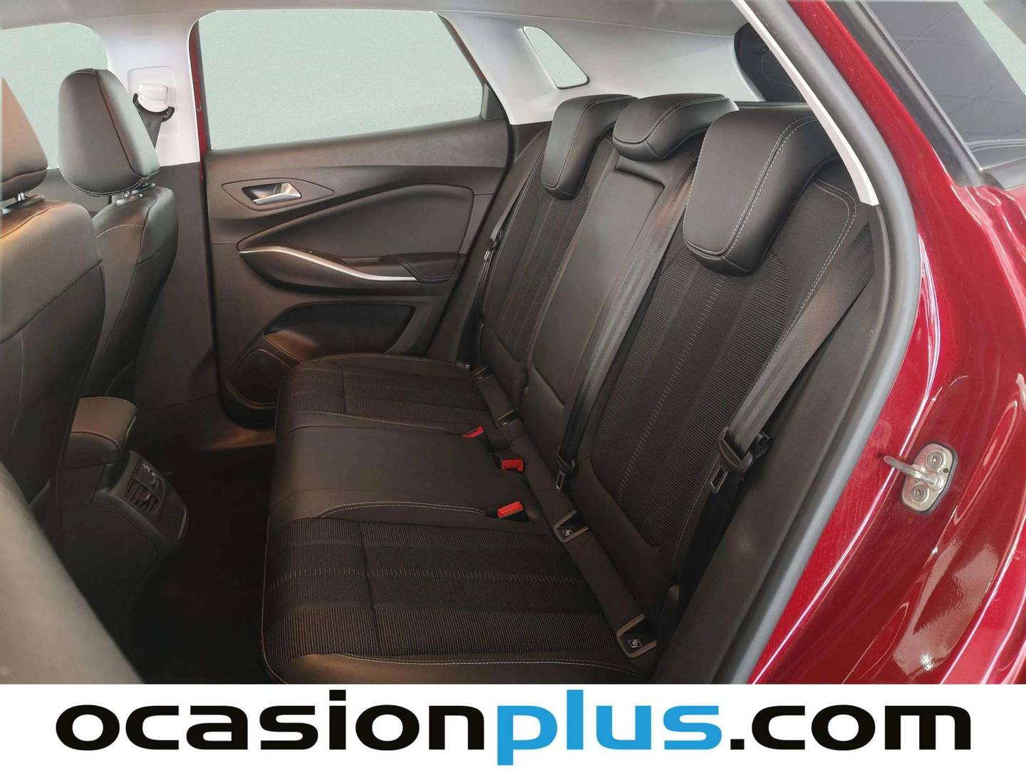 Foto asientos traseros Opel Grandland Opel Grandland 1.2 Turbo XHT S&S GS (130 CV)