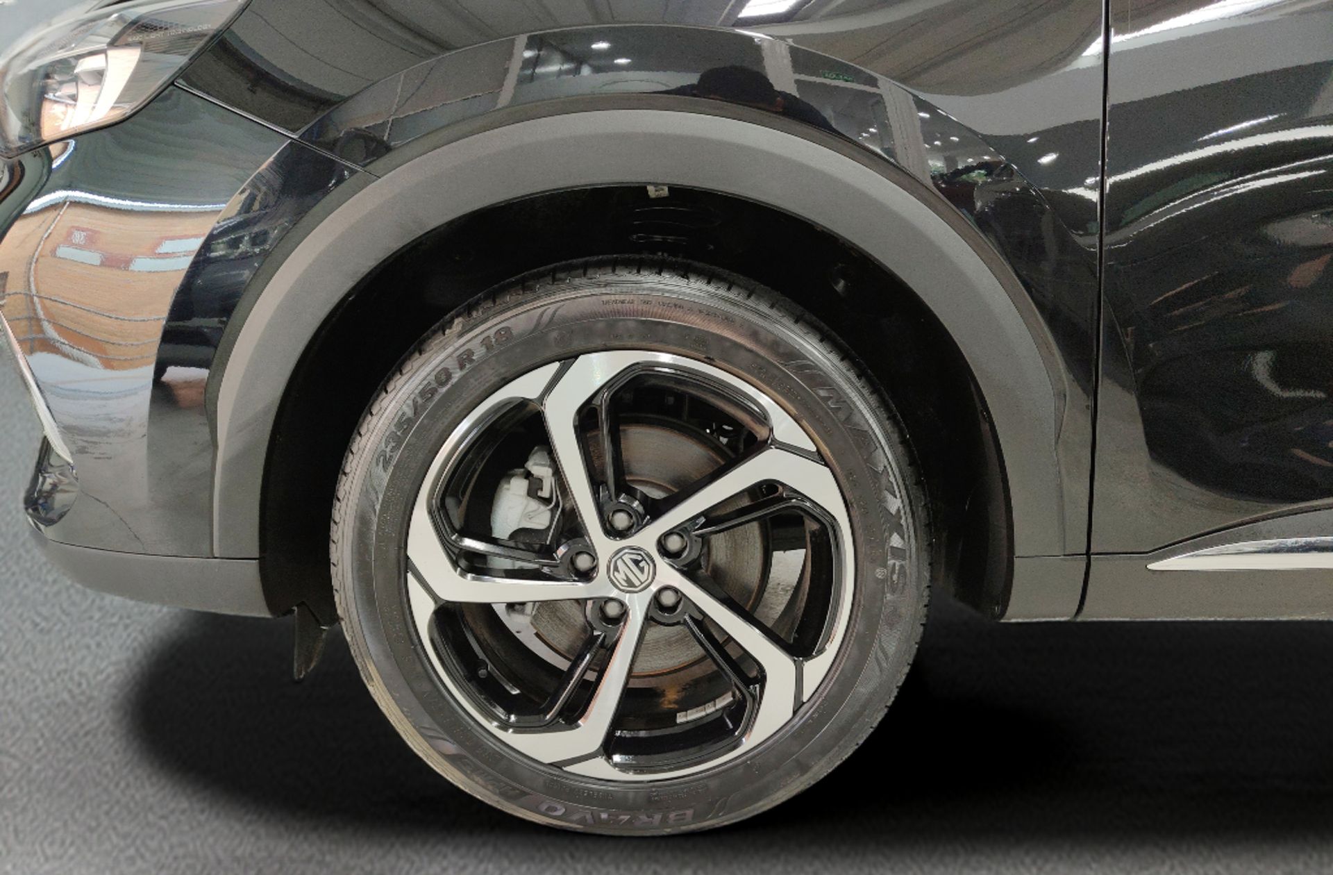 MG HS 1.5 Turbo GDI Luxury DCT - foto 42