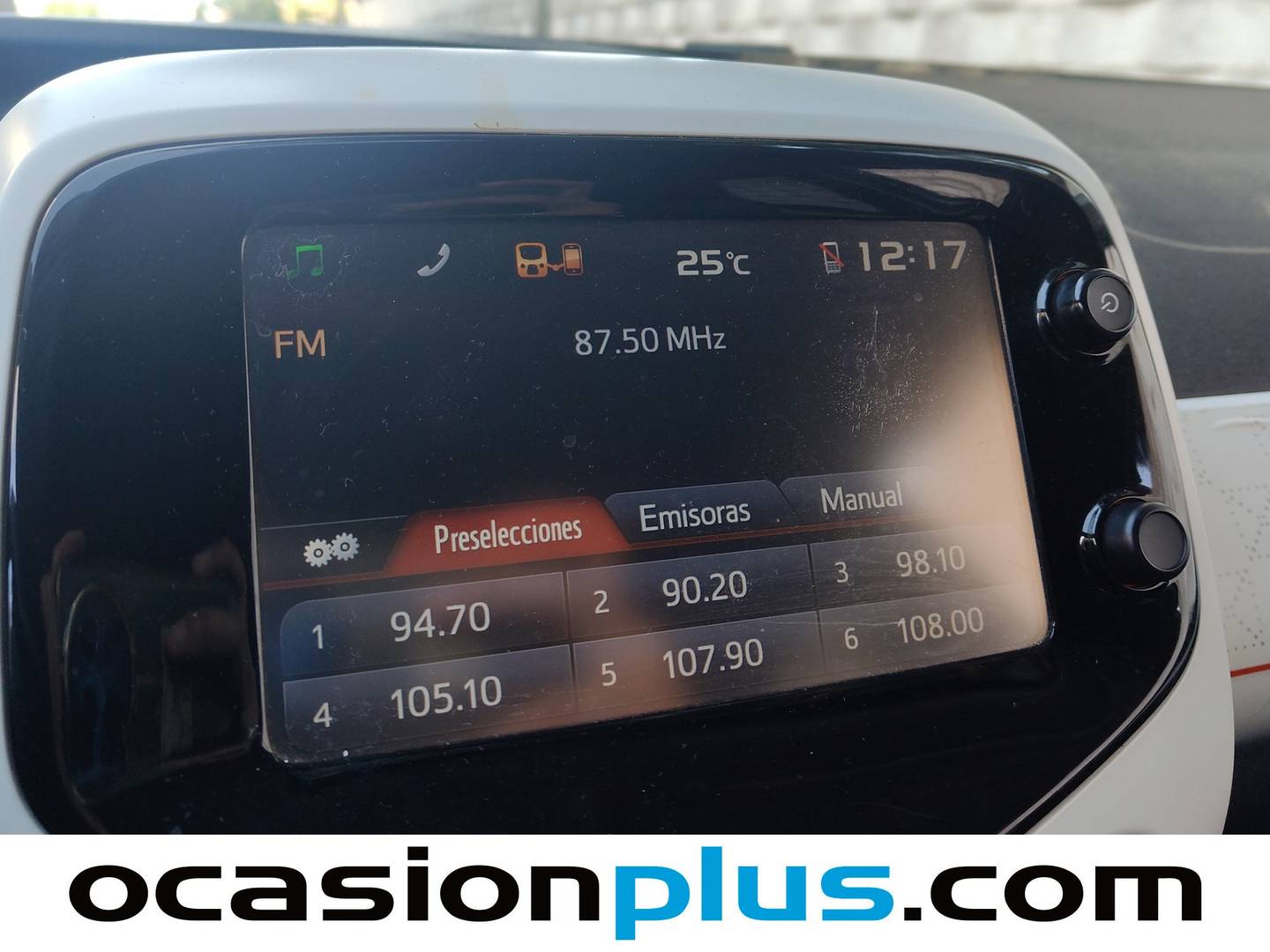 Peugeot 108 Peugeot 108 1.2 PureTech Roland Garros Top! (82 CV) km 0