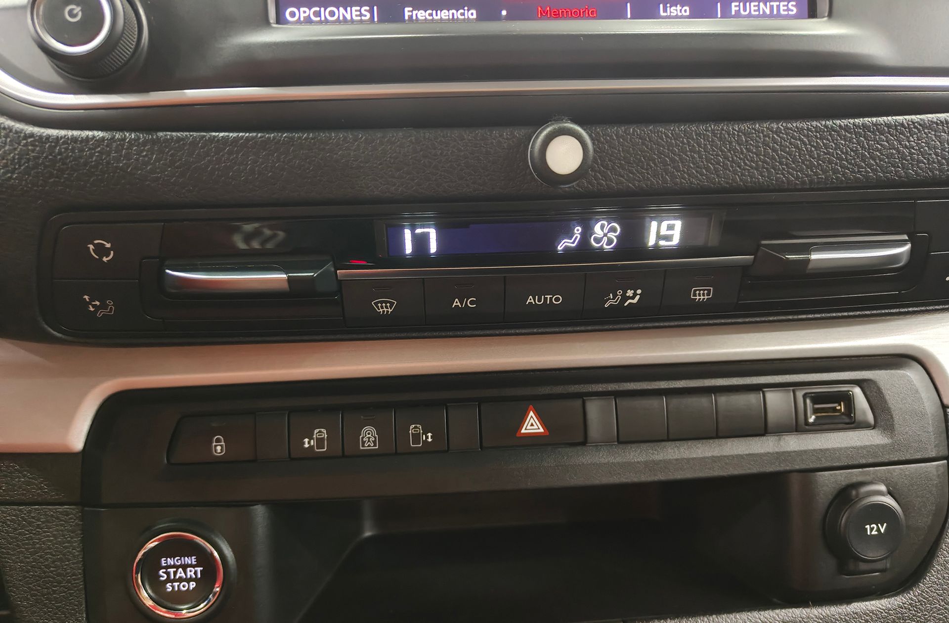Citroën SpaceTourer BlueHDi 180 Business Lounge Talla XL EAT8 7 plazas - foto 34