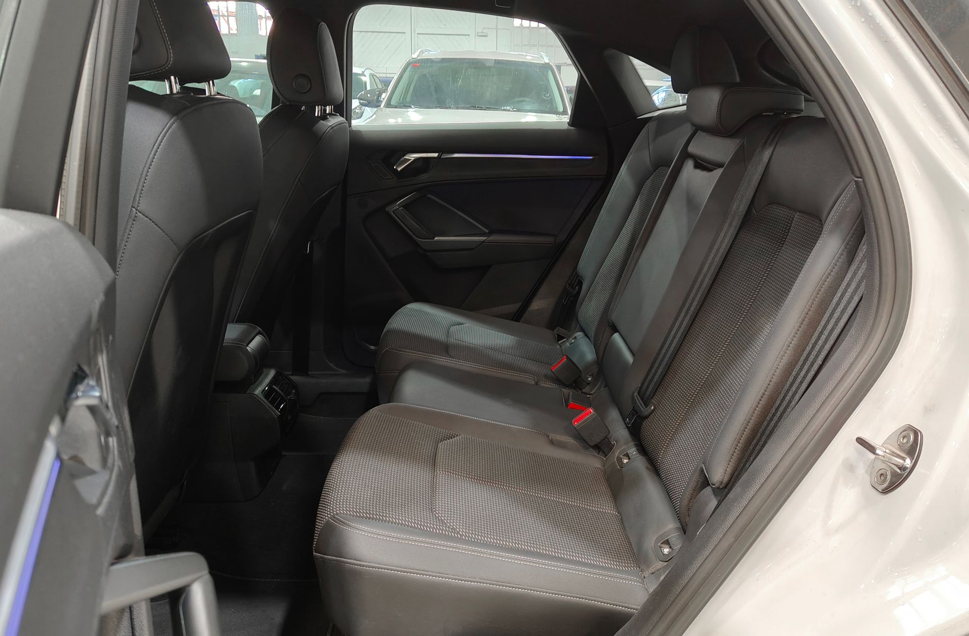 Audi Q3 S line 35 TDI S tronic - foto 16