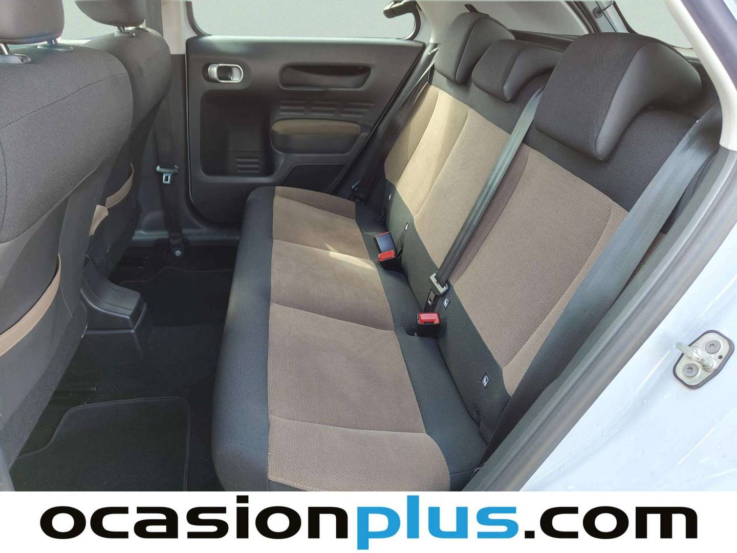 Foto asientos traseros Citroën C4 Cactus Citroen C4 Cactus e-HDI 92 Shine ETG6 (92 CV)
