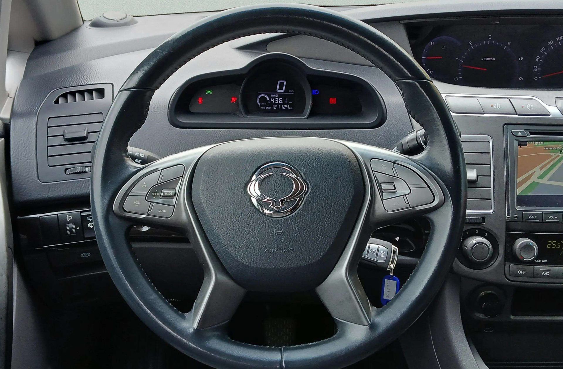 SsangYong Rodius D22T Premium 7 plazas - foto 7