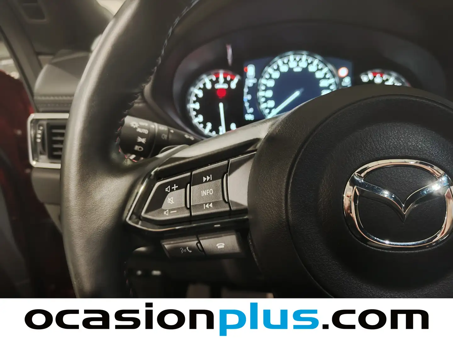 Foto Mazda CX-5 Mazda CX-5 2.0 e-Sky G MHEV Homura AT (165 CV)