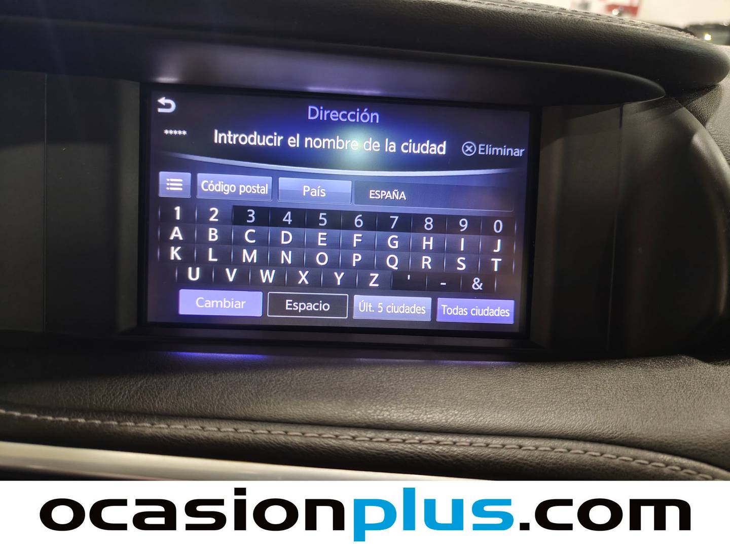 Extras y acabados del Infiniti QX30 Infiniti QX30 2.2D Premium AWD 7DCT (170 CV)