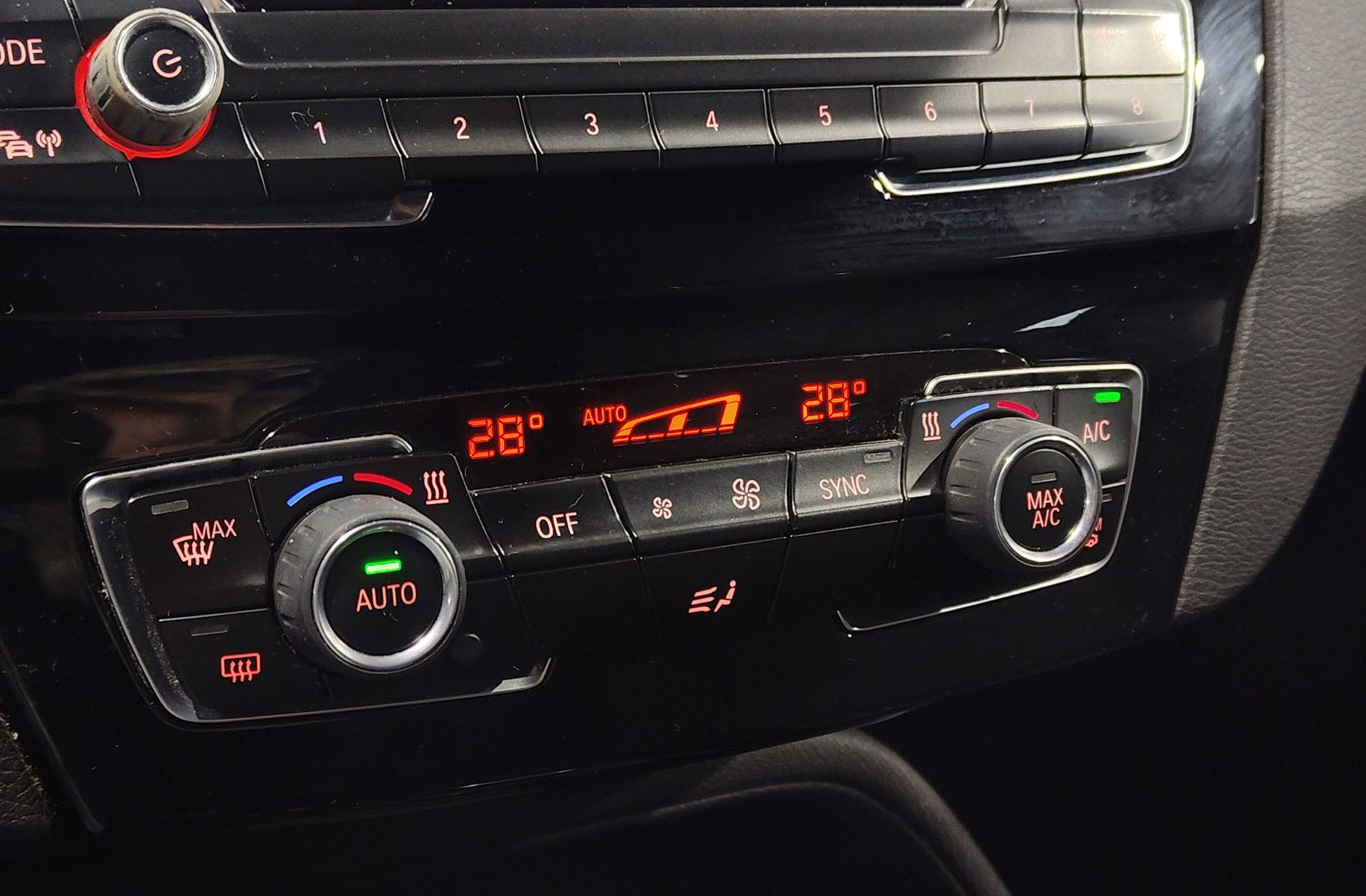 BMW X1 sDrive18d - foto 34