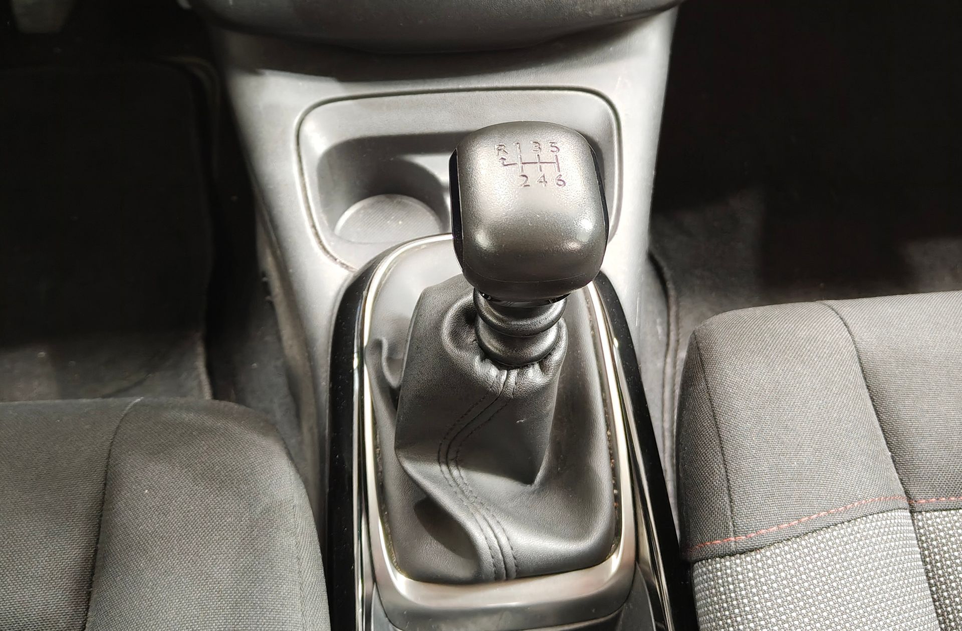 Citroën C4 Cactus BlueHDi 100 Feel - foto 5