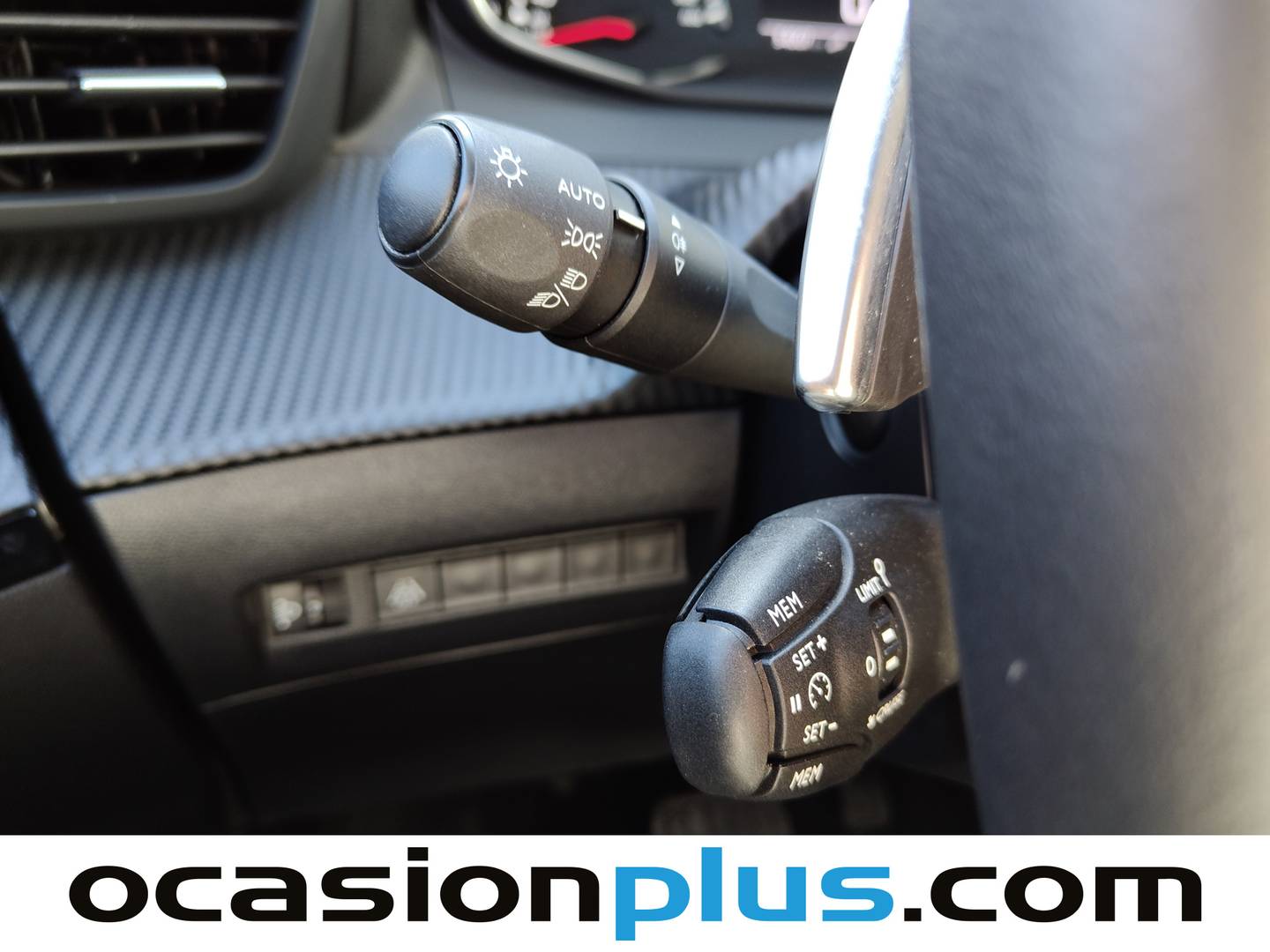 Paquetes del Peugeot 2008 Peugeot 2008 PureTech 130 S&S Allure EAT8 (130 CV)