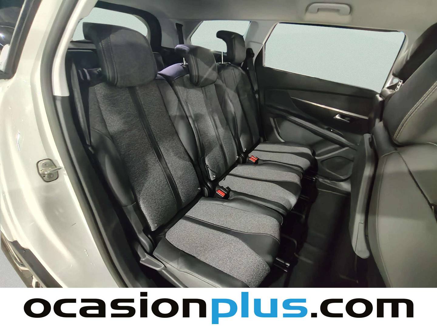 Foto Peugeot 5008 Peugeot 5008 PureTech 130 Allure (130 CV) 7 Plazas