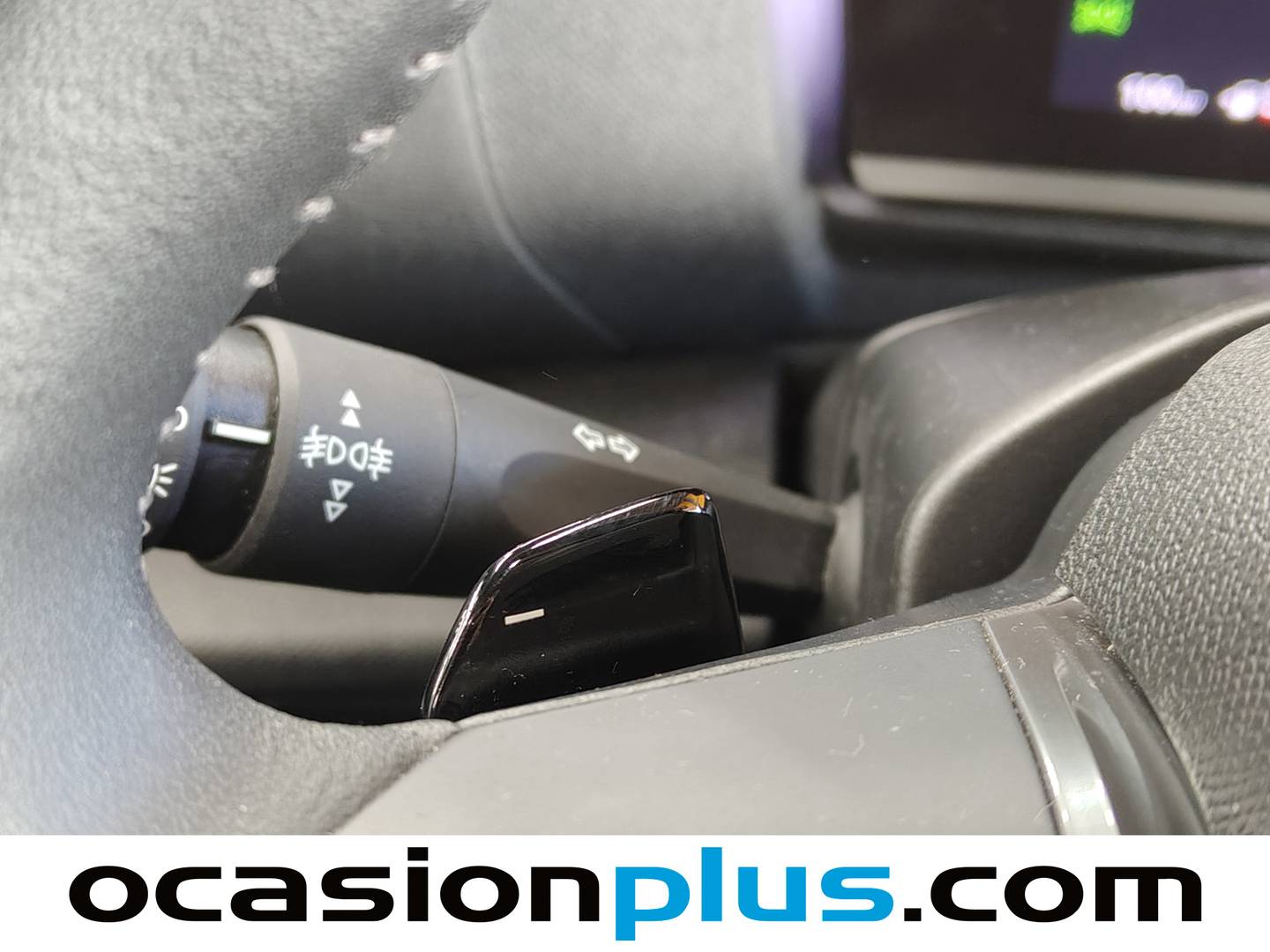 Foto Citroën C4 X Citroen C4 X PureTech 130 S&S Plus EAT8 (131 CV)