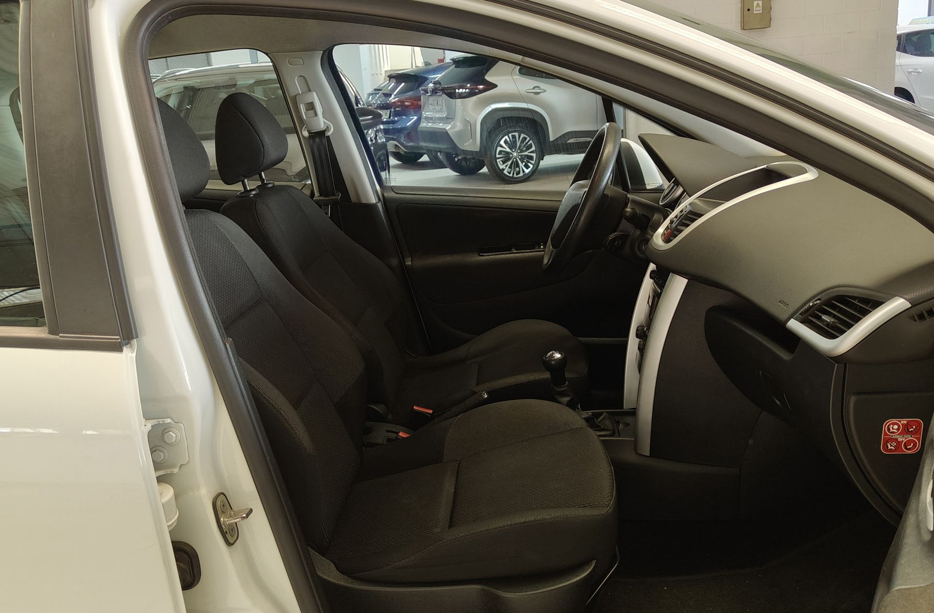 Peugeot 207 1.4 HDi Business Line FAP - foto 14