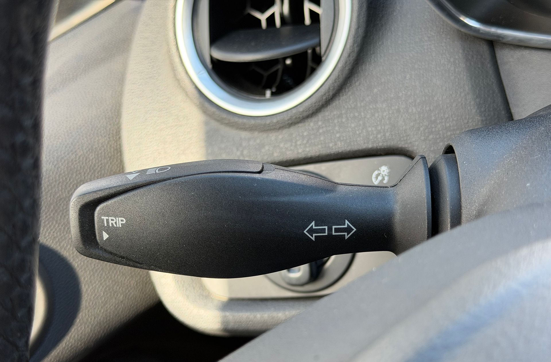Ford Fiesta 1.0 EcoBoost Trend - foto 19