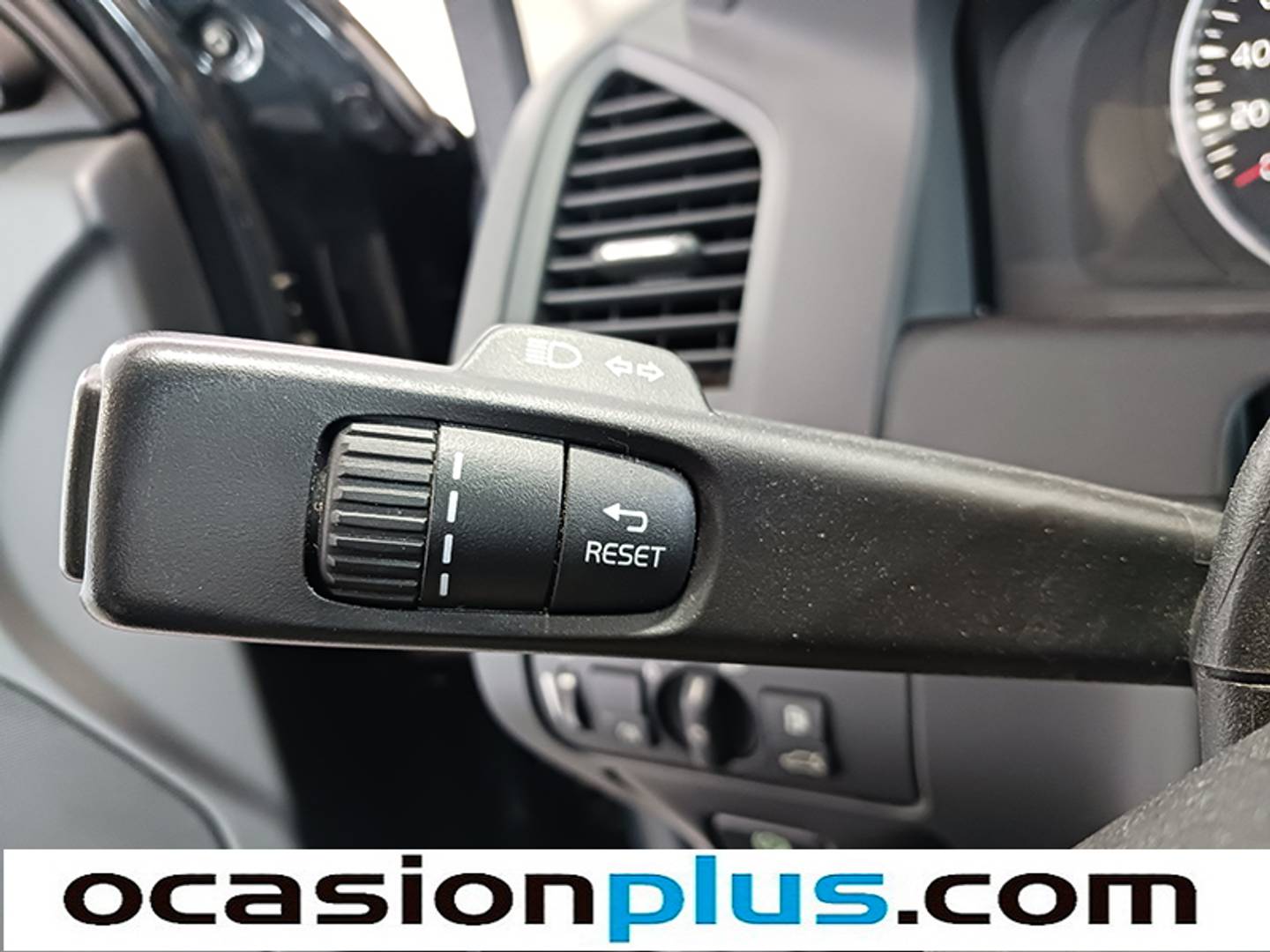 Foto Volvo XC60 Volvo XC60 2.0 T5 Momentum Auto (241CV)