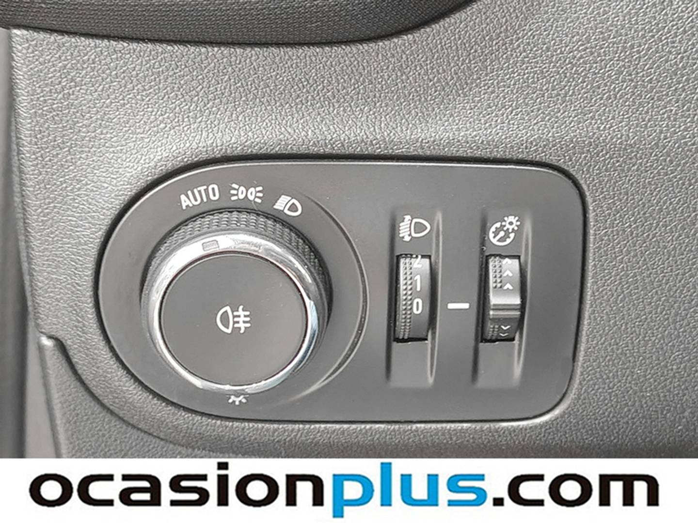 Foto Opel Crossland Opel Crossland 1.2 Crossland (83 CV)