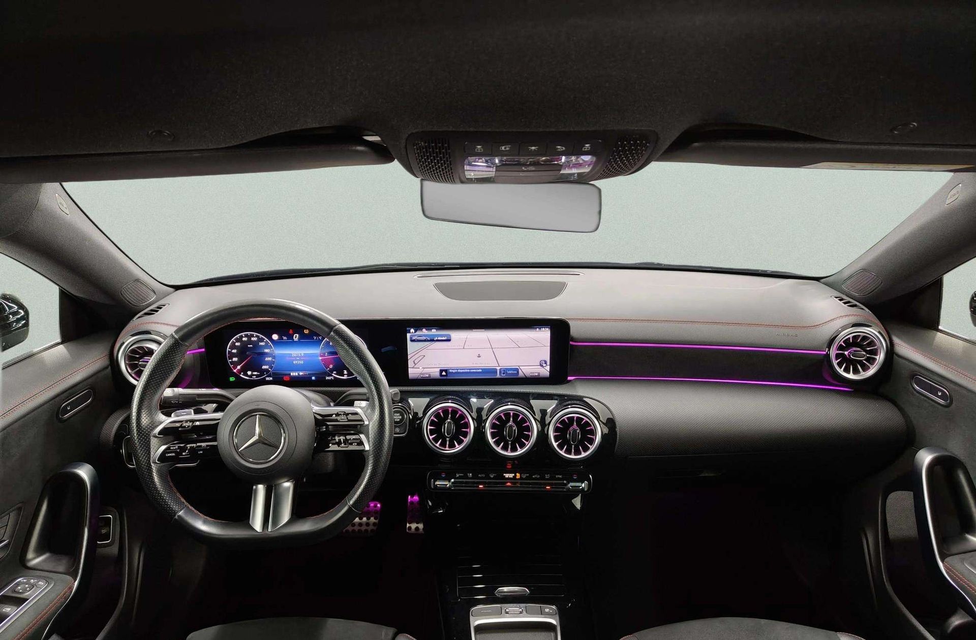 Mercedes-Benz CLA 200 d Pack AMG - foto 5
