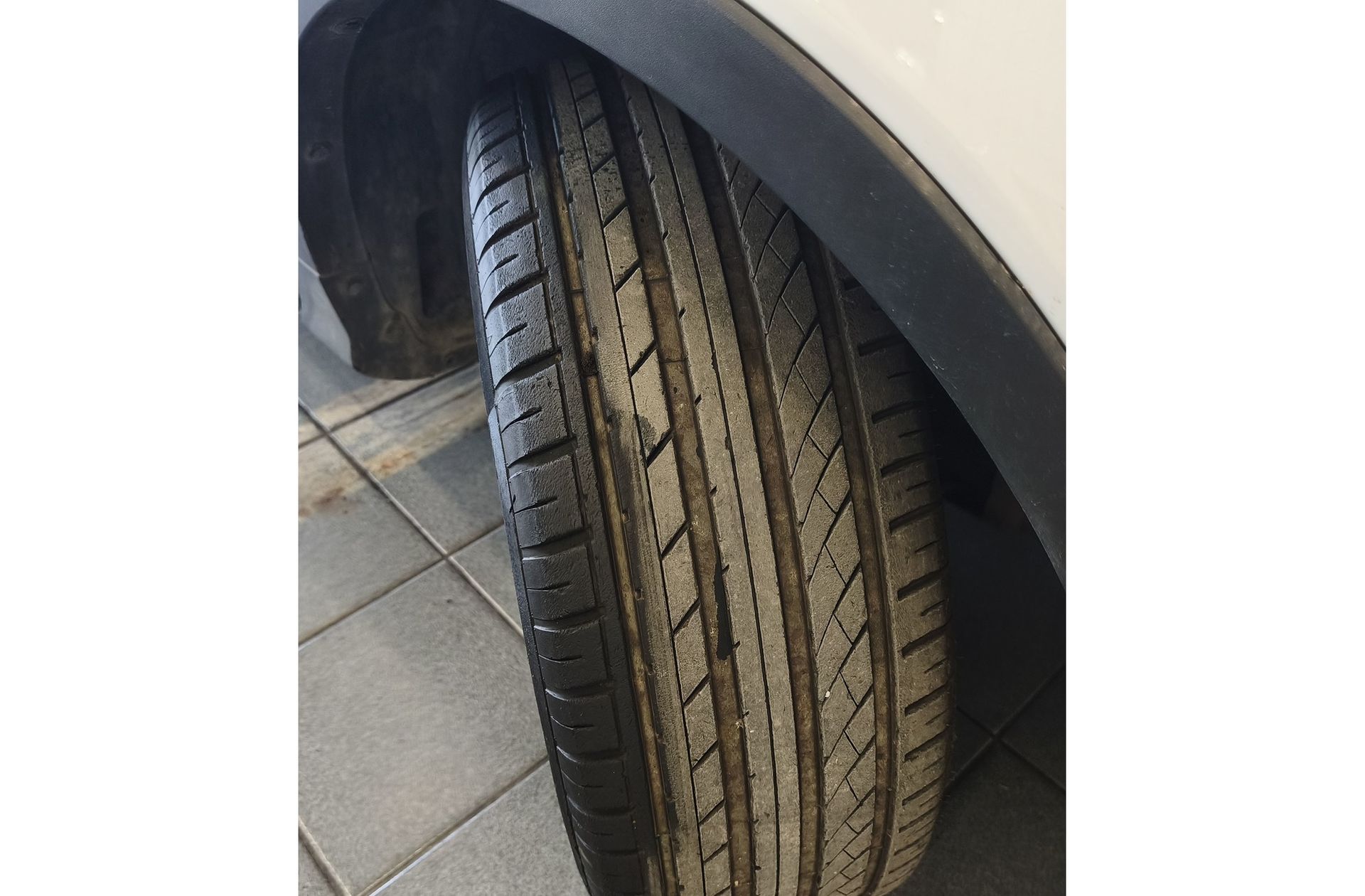 Ford Kuga 1.5 EcoBoost Trend+ 4x2 - foto 32