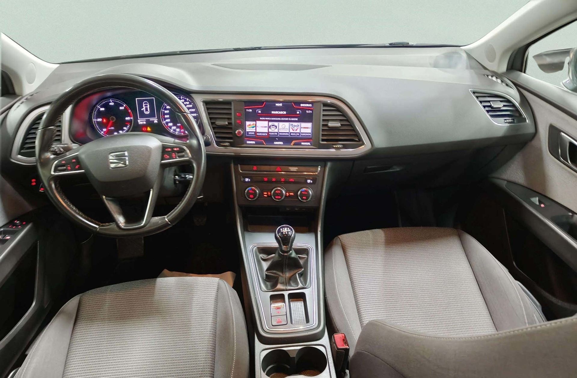 SEAT León ST 1.6 TDI Style Plus - foto 6