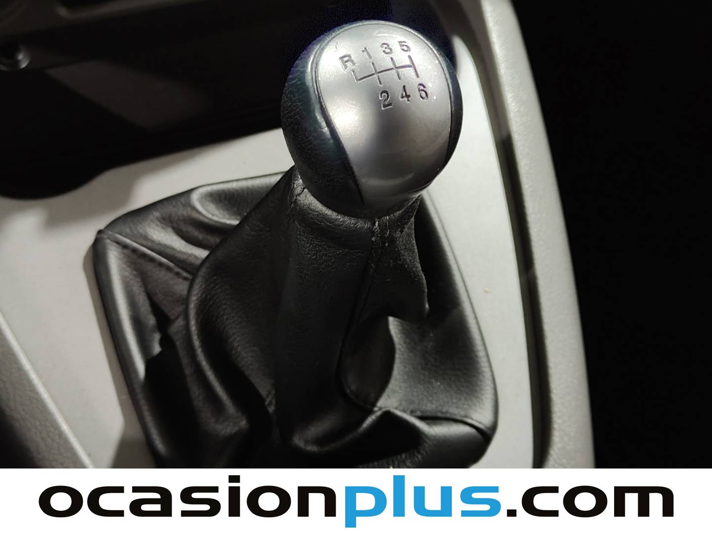 SsangYong Rodius Ssangyong Rodius D22T Line (178 CV) de segunda mano