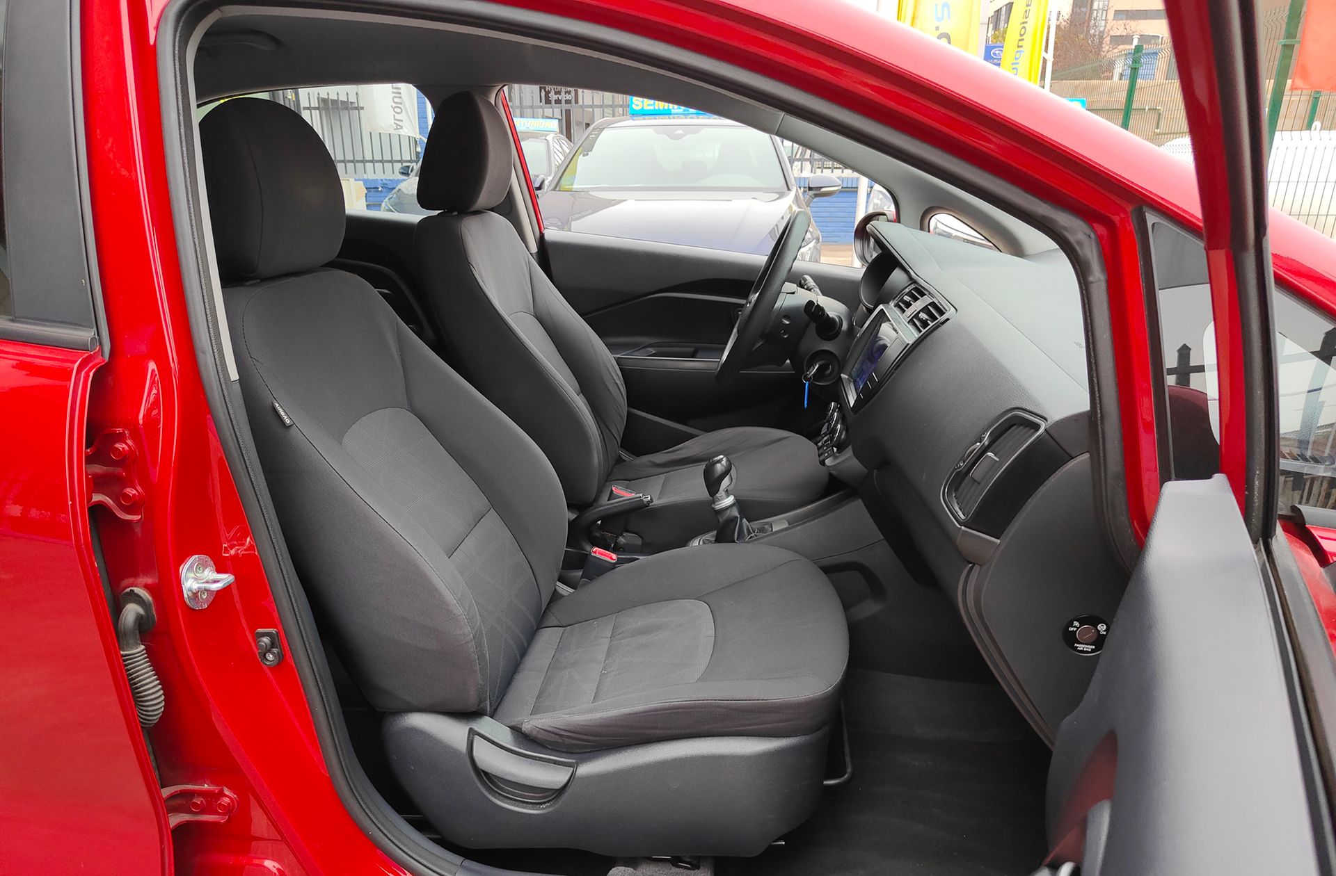 Kia Rio 1.1 CRDi WGT Tech - foto 14