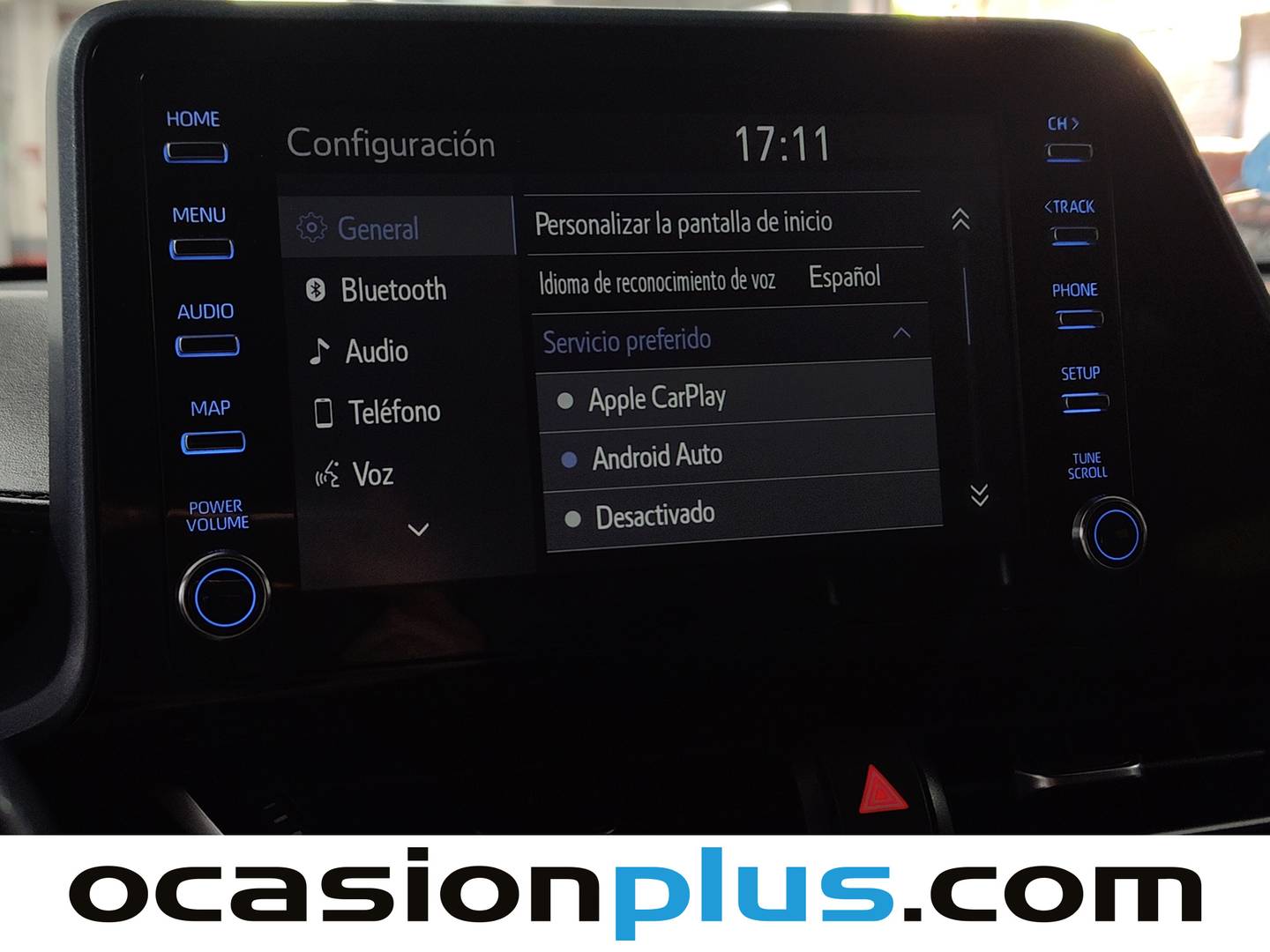 Extras y acabados del Toyota C-HR Toyota C-HR 180H Advance (184 CV)