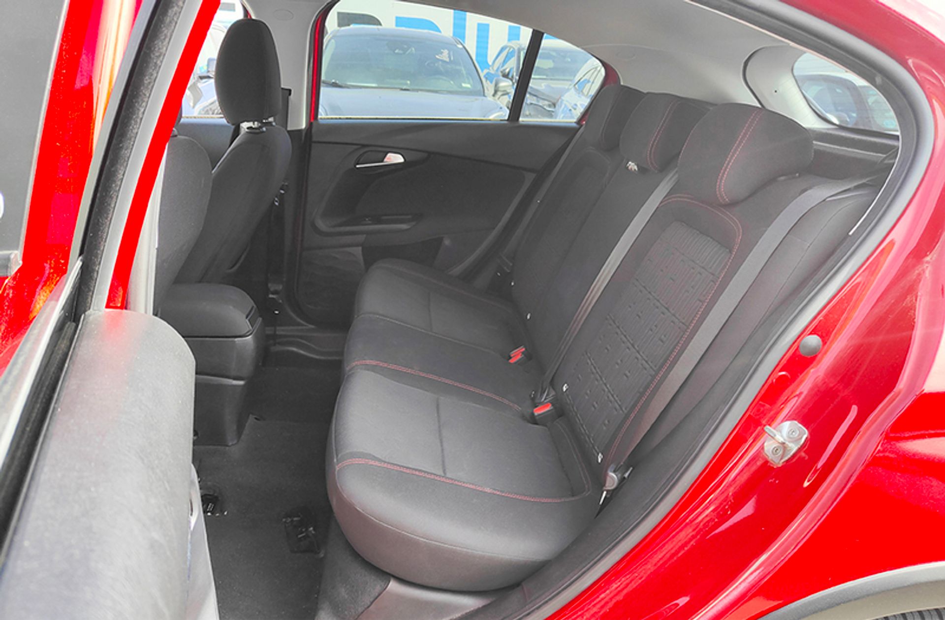Fiat Tipo 1.5 Hybrid Red DCT - foto 10