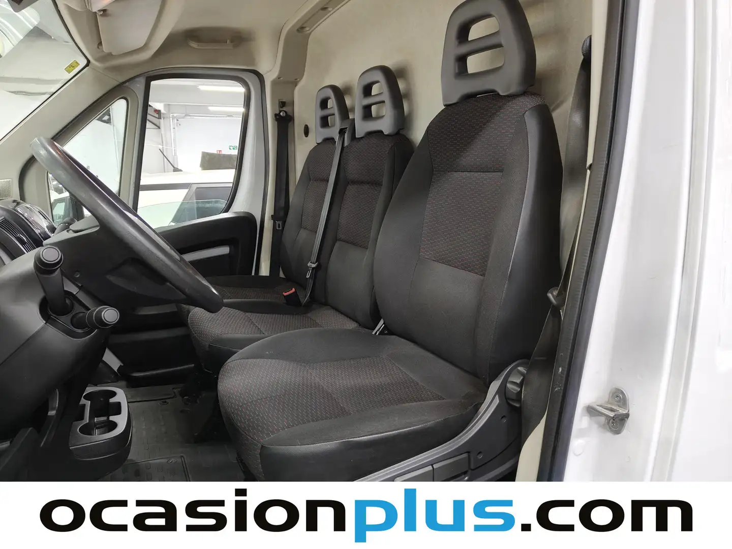 Foto Peugeot Boxer Peugeot Boxer 335 L2 H2 BHDI  (140CV) S&S 6 V. M