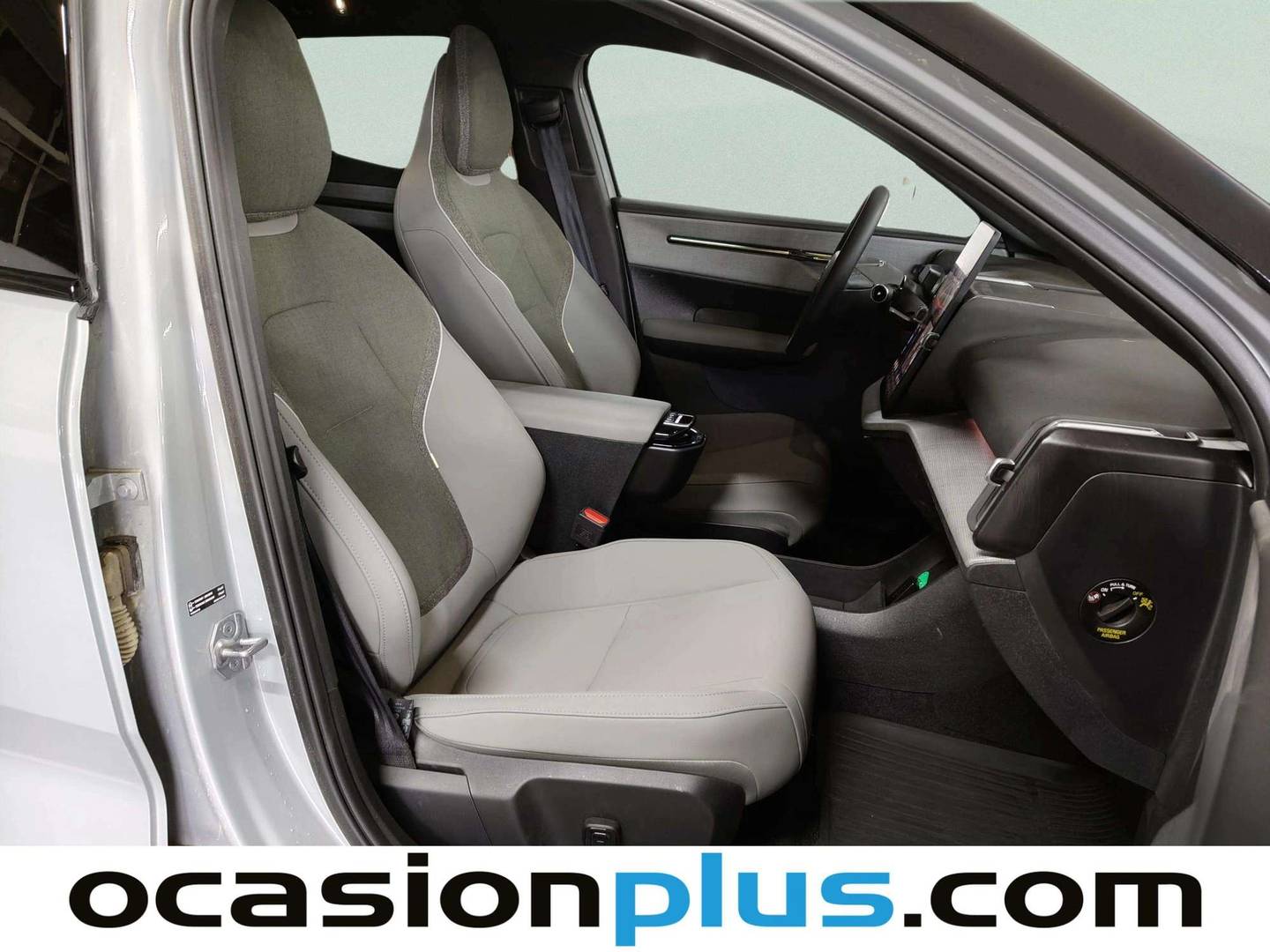 Volvo EX30 Volvo EX30 Twin Motor Ultra AWD Auto (428 CV) seminuevo