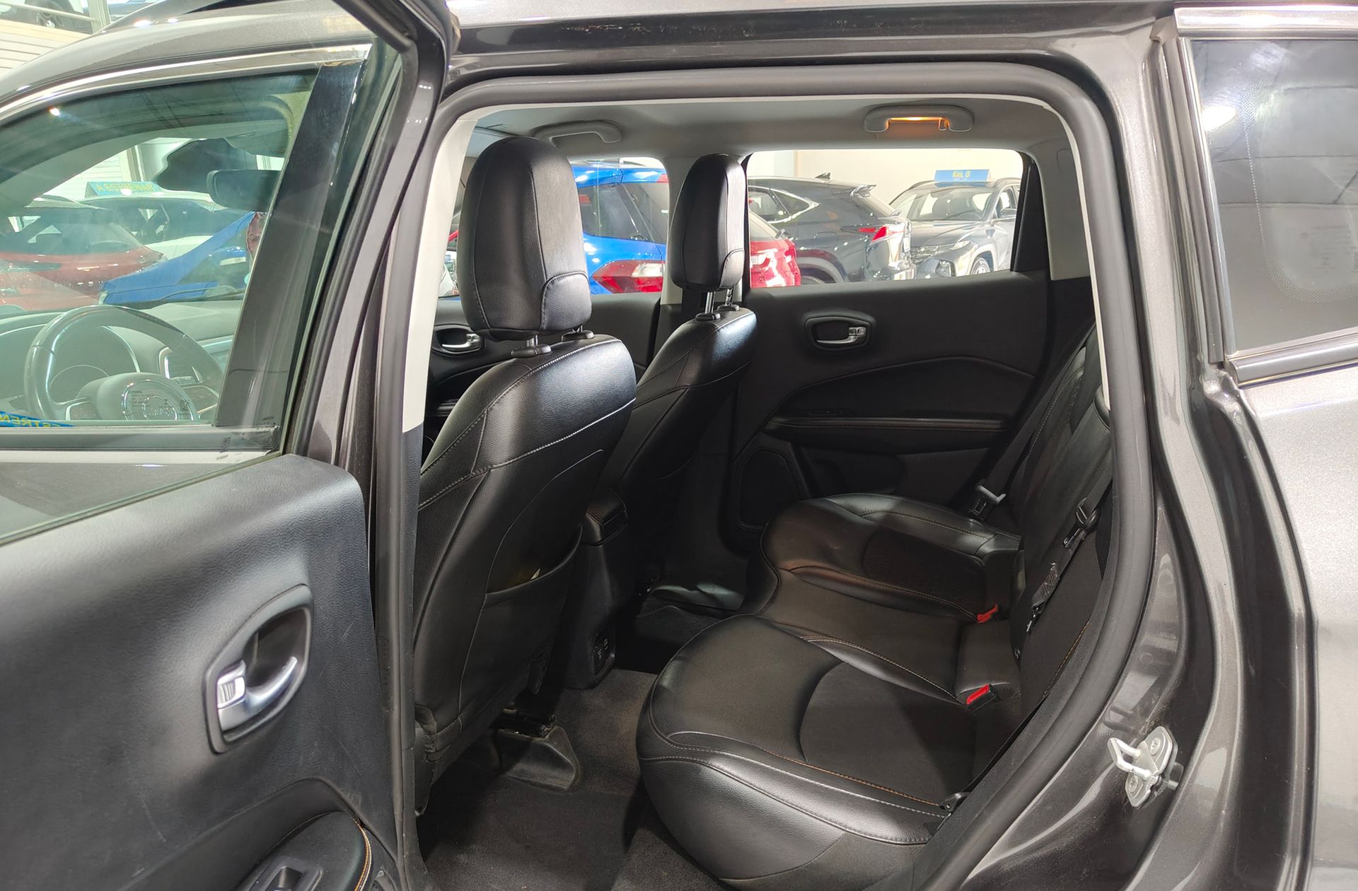 Jeep Compass 1.6 MultiJet Longitude 4x2 - foto 12
