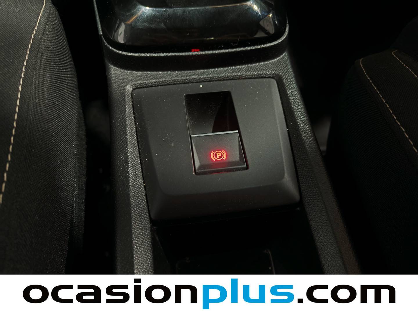 Citroën C3 Aircross Citroën C3 Aircross Hybrid 145 Plus e-DCS6 (145 CV) seminuevo