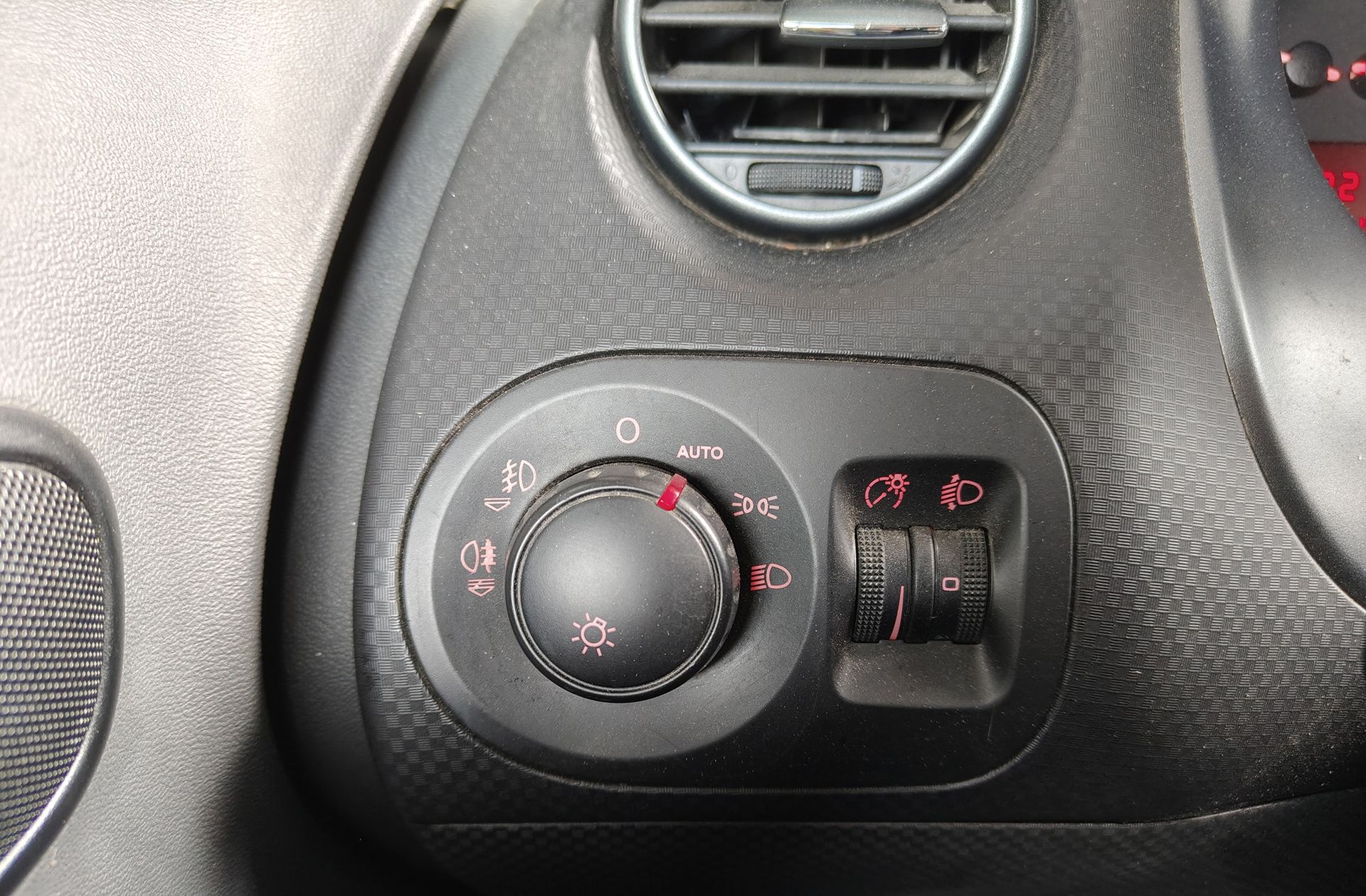 SEAT Altea XL 2.0 TDI Stylance - foto 7
