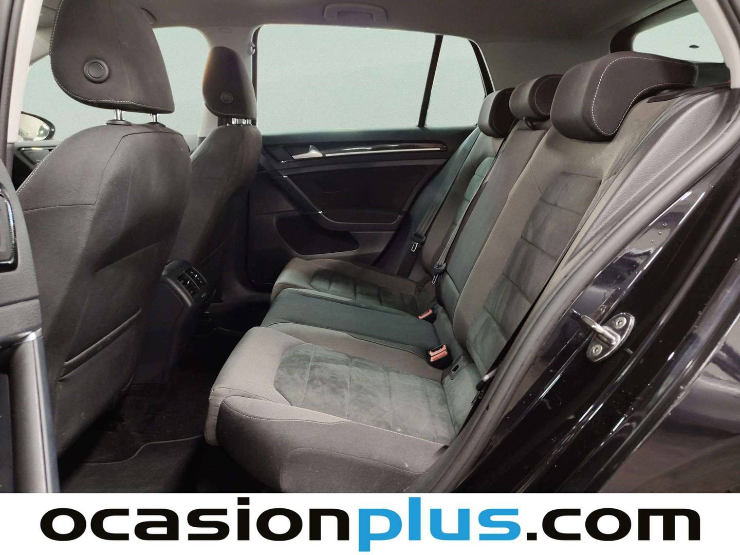 Foto asientos traseros Volkswagen Golf Volkswagen Golf R-Line 2.0 TDI (150 CV) DSG