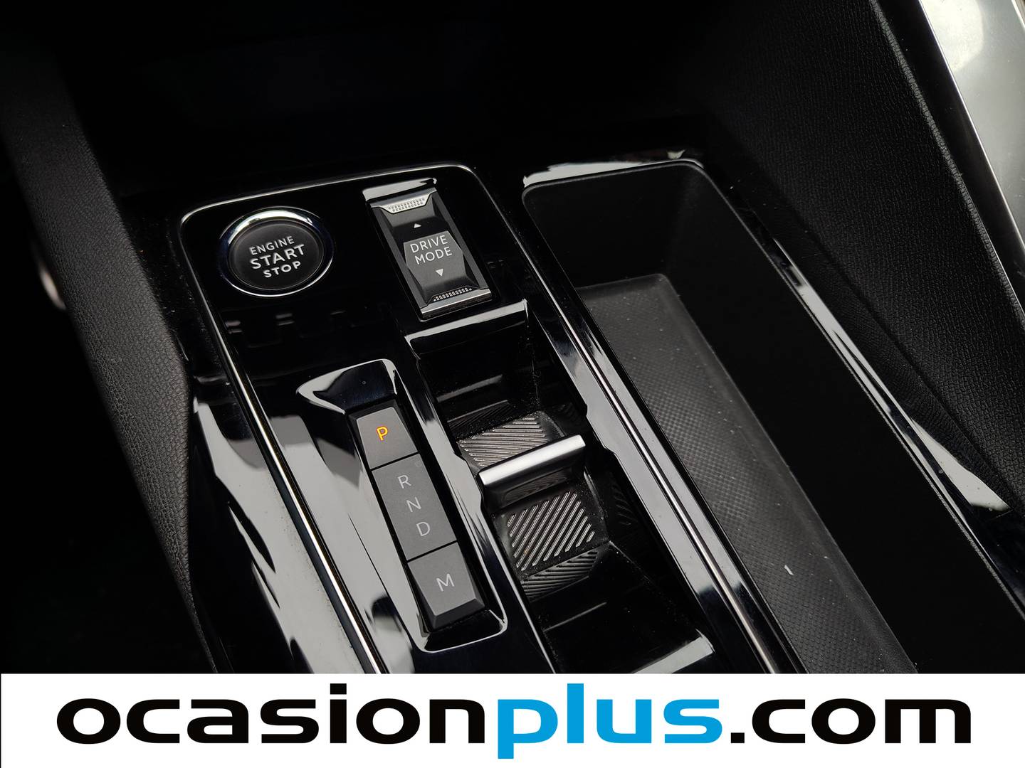 Foto Peugeot 3008 Peugeot 3008 PureTech 130 S&S GT EAT8 96 kW (130 CV)