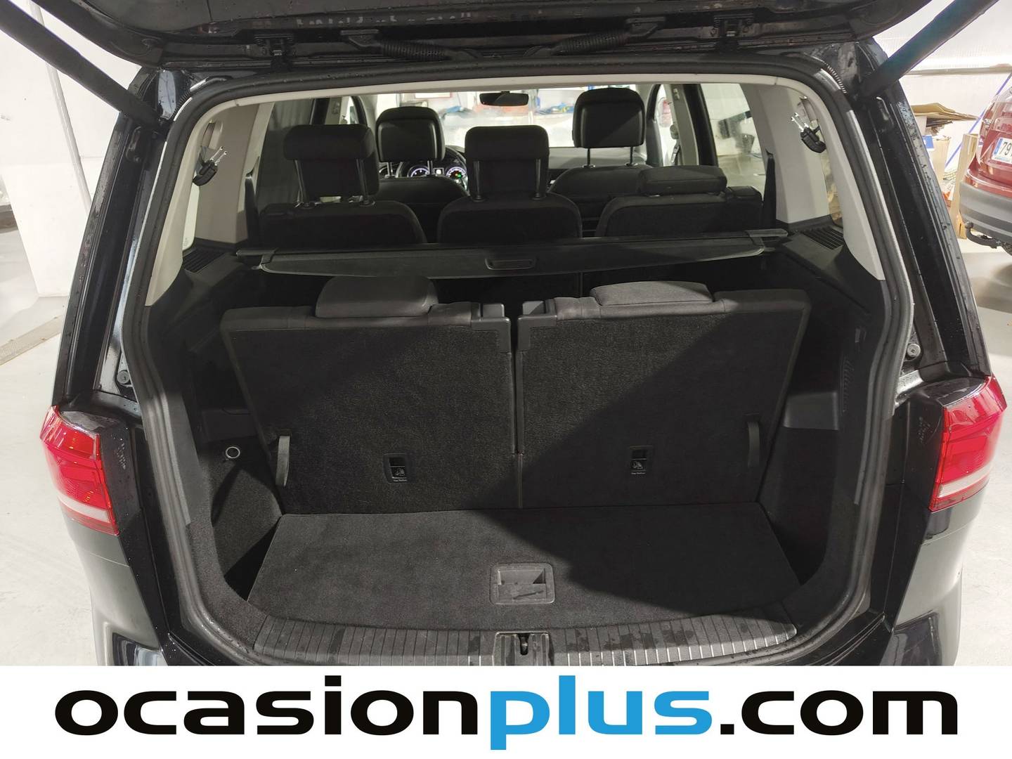 Foto Volkswagen Touran Volkswagen Touran Sport 2.0 TDI BMT  (150 CV) DSG
