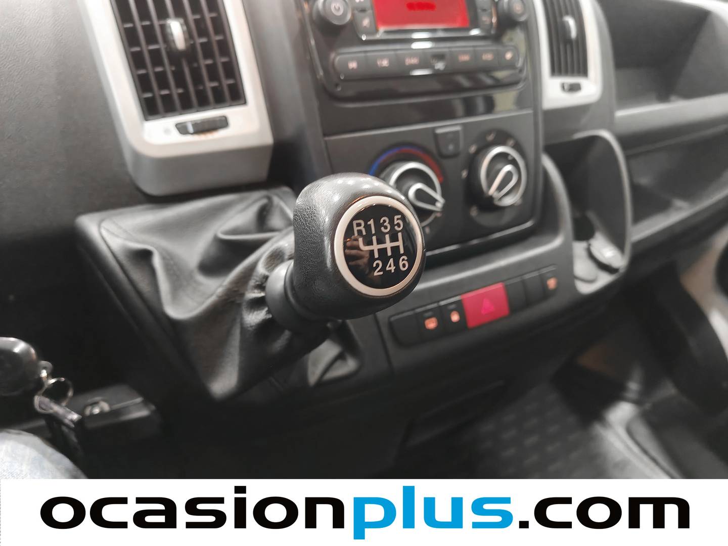 Peugeot Boxer Peugeot Boxer Furgon BlueHDi 140 S&S 335 L3H2 (140 CV) de segunda mano