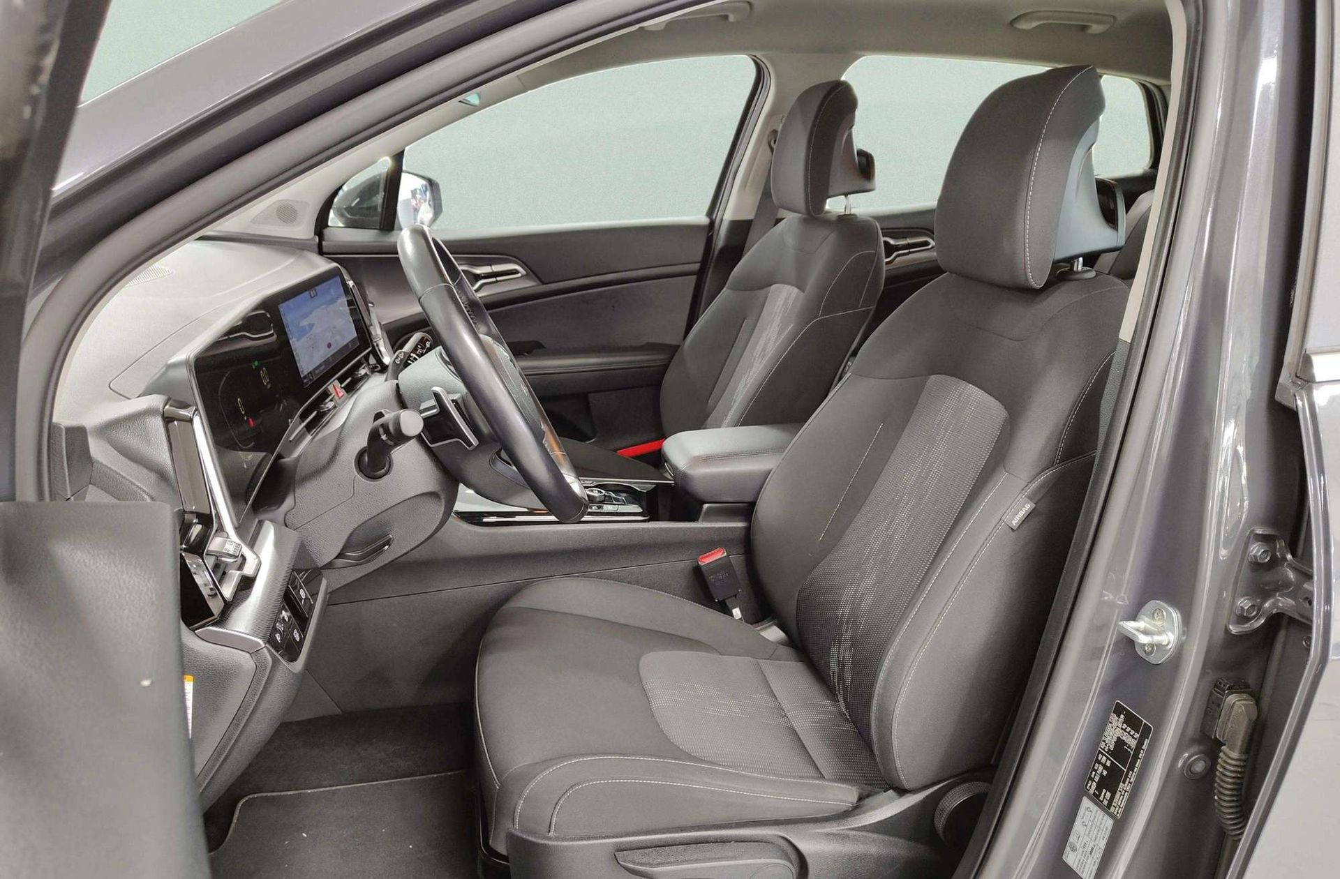 Kia Sportage 1.6 T-GDi HEV Drive 4x2 - foto 13