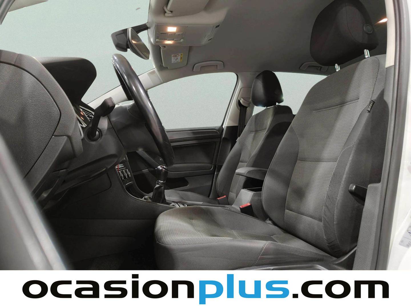 Foto asientos delanteros Volkswagen Golf Volkswagen Golf Advance 1.5 TSI Evo (130 CV)