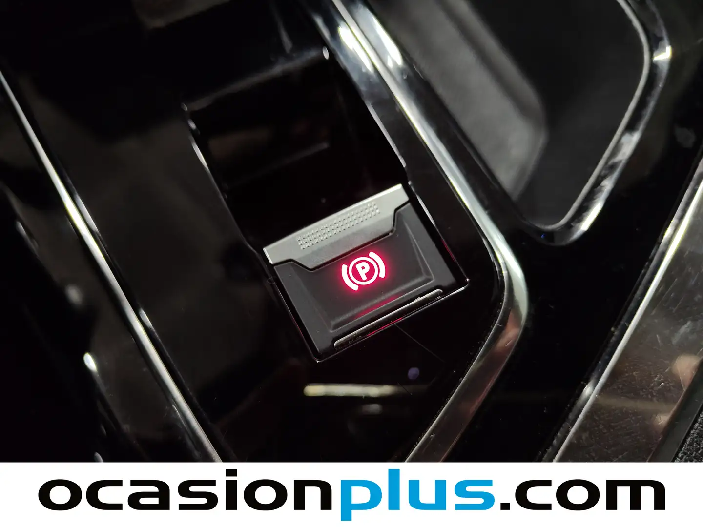 Foto Peugeot 5008 Peugeot 5008 PureTech 130 S&S Allure Pack EAT8 (130 CV)