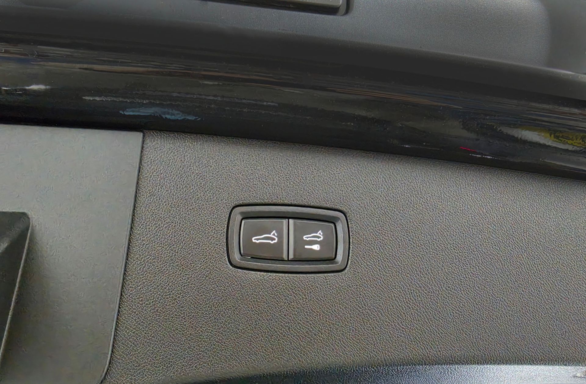 Porsche Cayenne Coupé E-Hybrid Platinum Edition - foto 26