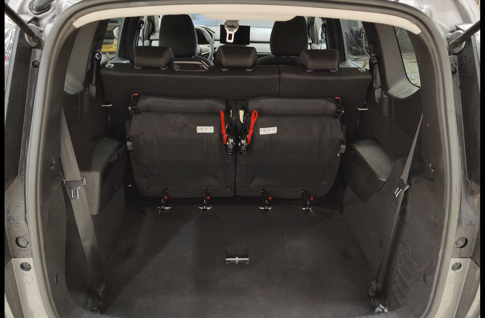 Dacia Jogger Extreme Hybrid 7 plazas - foto 17