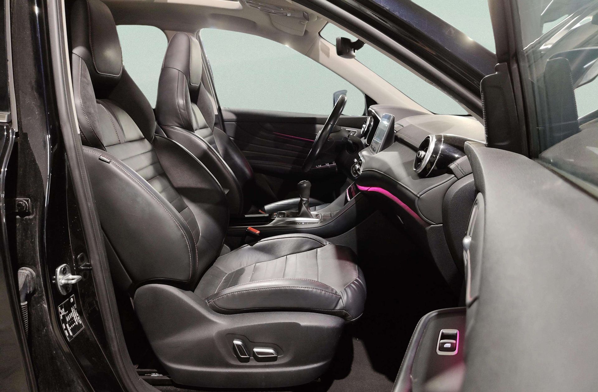 MG HS 1.5 Turbo GDI Luxury - foto 22