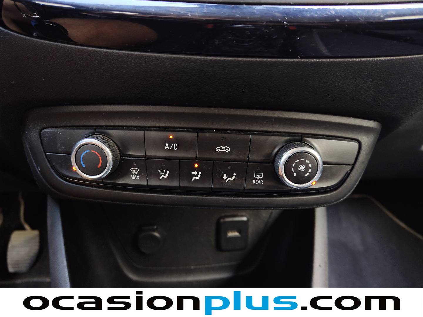 Extras del Opel Crossland X Opel Crossland X 1.5 D S&S Design Line 120 Aniversario (102 CV)