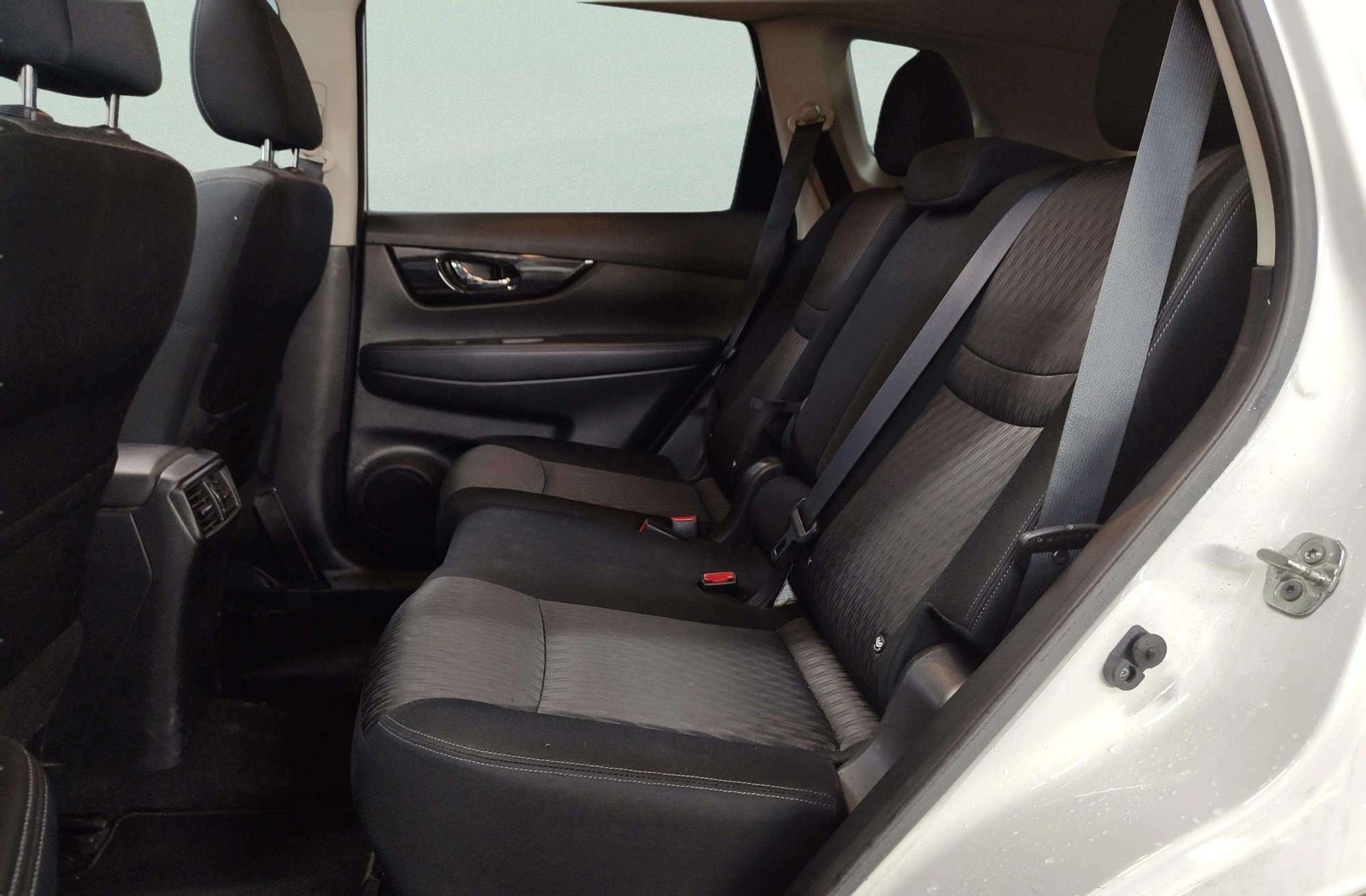 Nissan X-Trail dCi 150 N-Tec - foto 13